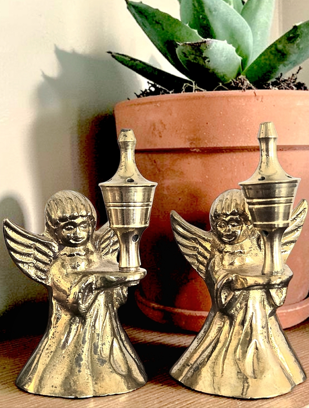 Miniature Brass Angels  Birthday, Christmas, Holiday Event Table Shelf Decor